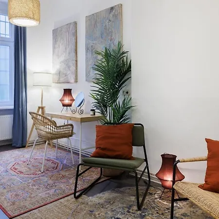 Apartment Artsy In Friedrichshain Berlin