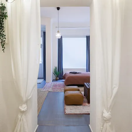 Artsy In Friedrichshain Apartment Berlin